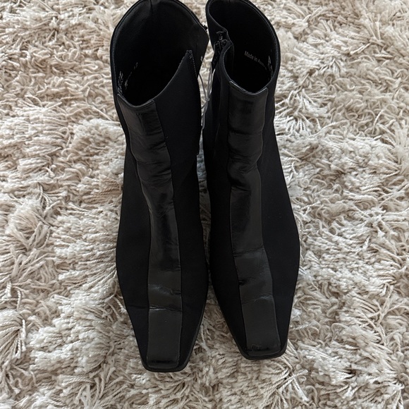 Paul Green Black Ankle Boots with Leather Accent - Picture 2 of 7